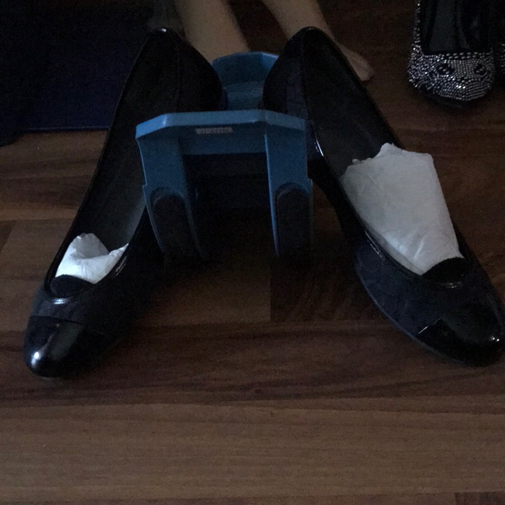 Women flats